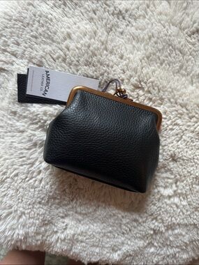 NWT Black Leather Kiss-Lock Coin Purse